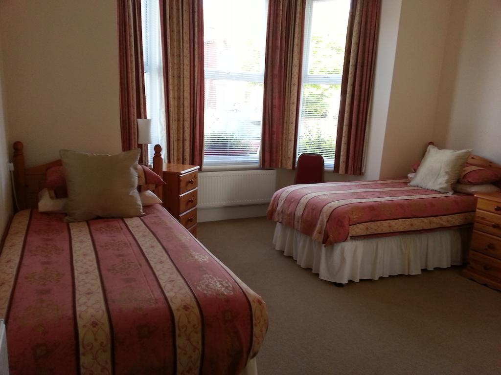Landguard Lodge Southampton Phòng bức ảnh